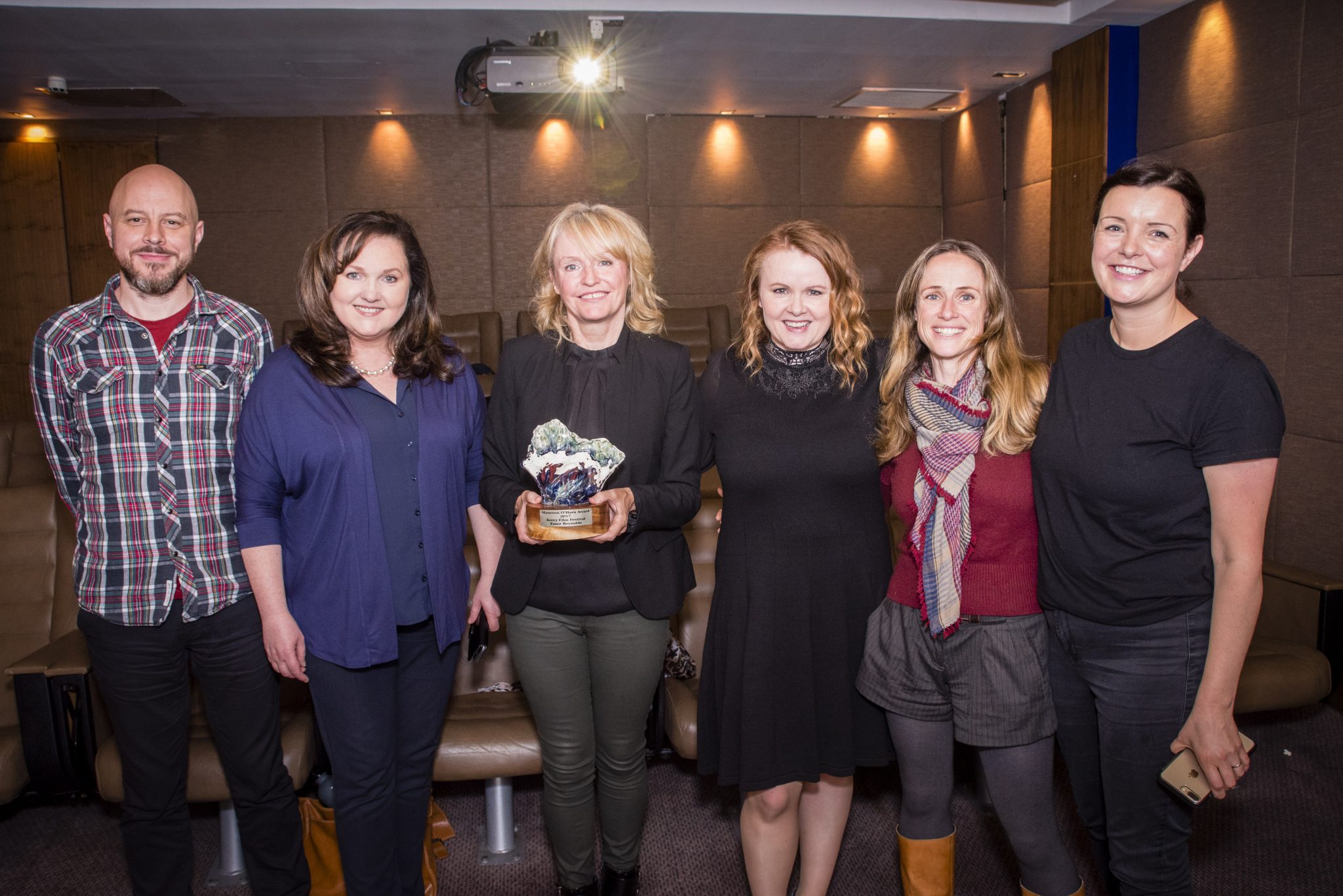 Kerry Film Festival Artistic Director Maeve McGrath presents the Maureen O'Hara award to 2017 recipient Director and Editor Emer Reynolds at a ceremony in Dublin today.  R-L are Producer Claire Stronge, Ailbhe Keagan (KFFest Board Member), Maeve McGrath, Emer Reynolds, Áine Moriarity (KFFest Board Member and CEO of IFTA), Declan McSteen (Programmer KFF).